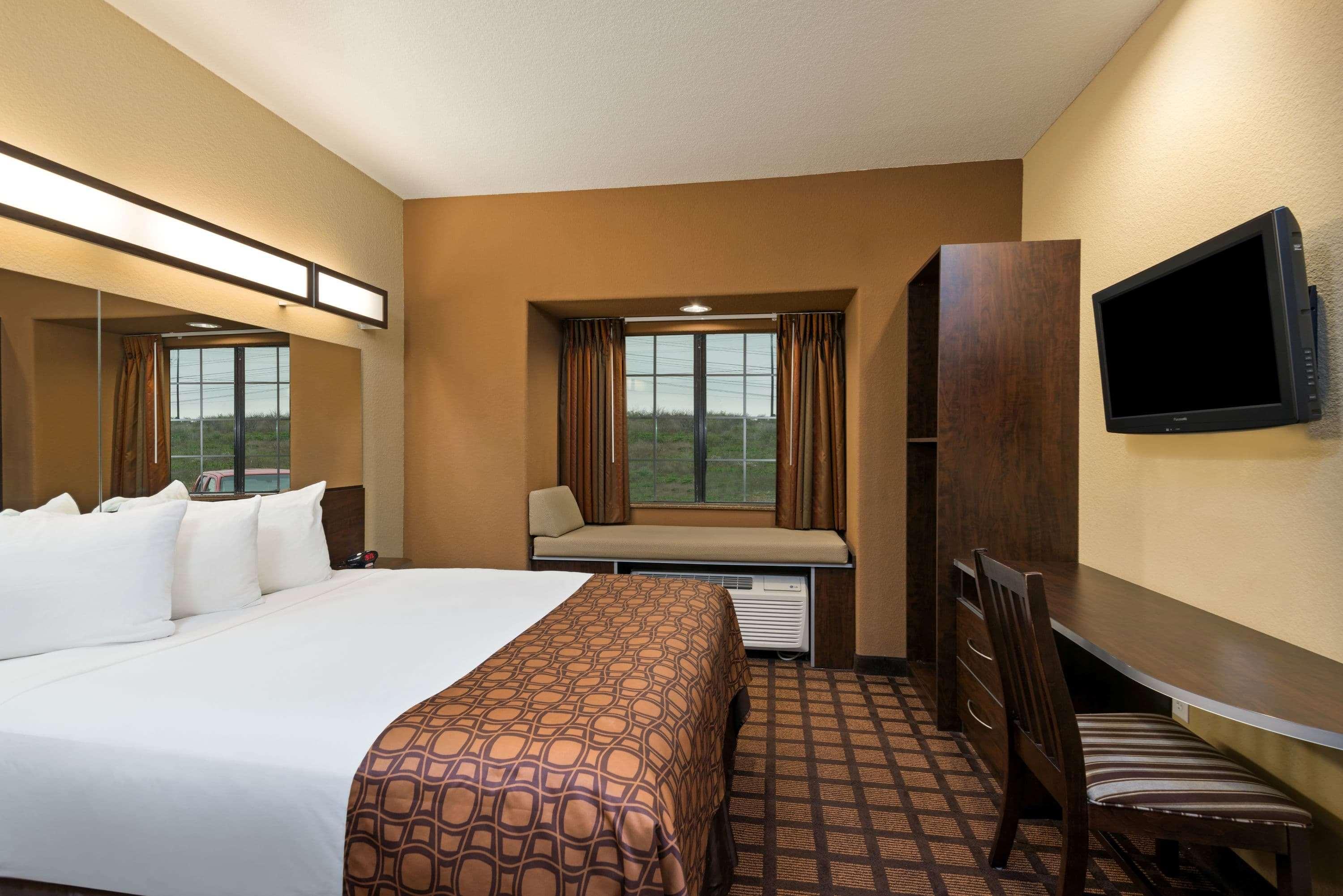Best Western Seaworld San Antonio Exterior photo
